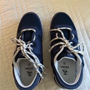 Zeba Women's Navy Sneakers